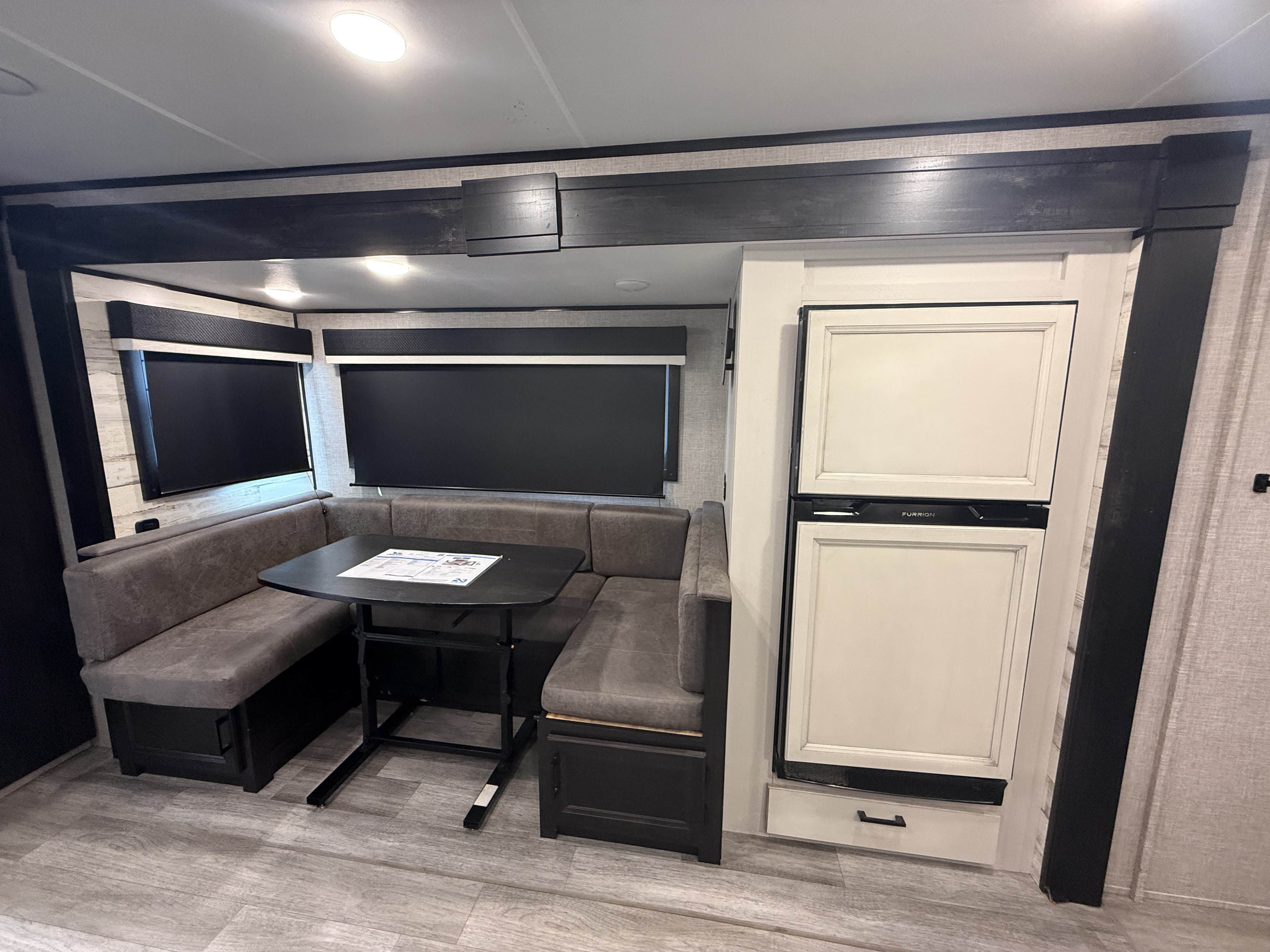 2023 Jayco Jay Feather 22RB - Image 12