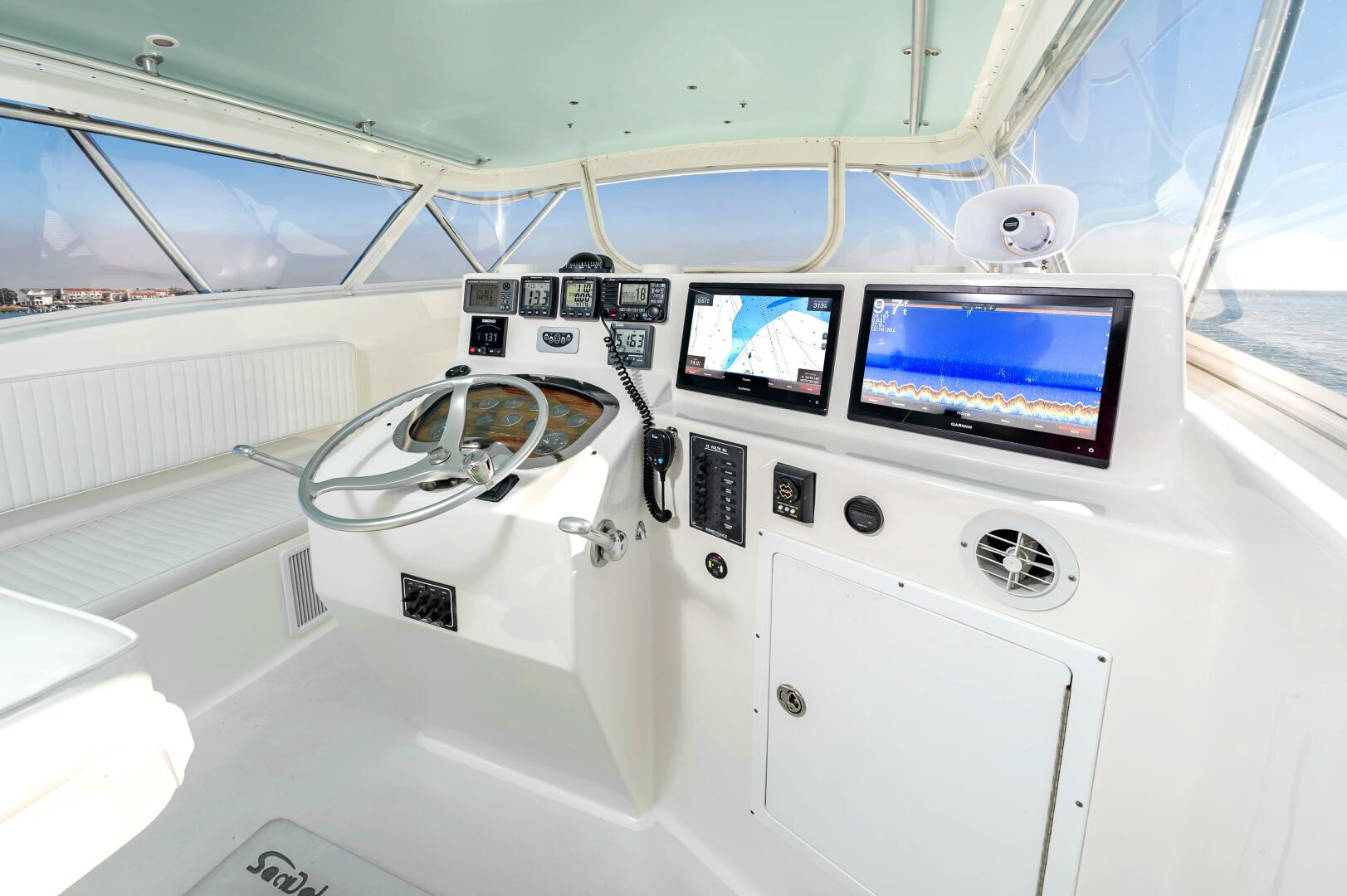 2003 Custom Carolina 40 Layton Express - Image 18