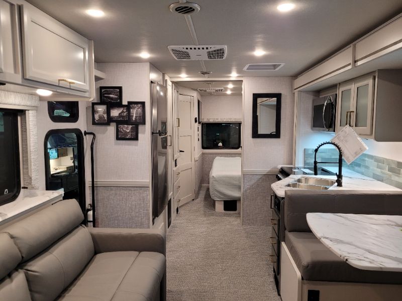 2026 Holiday Rambler Admiral 28A - Image 8