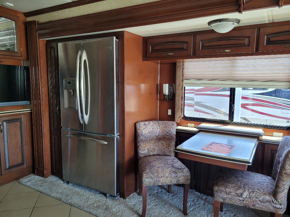 2011 Newmar Dutchstar 4020 - Image 10
