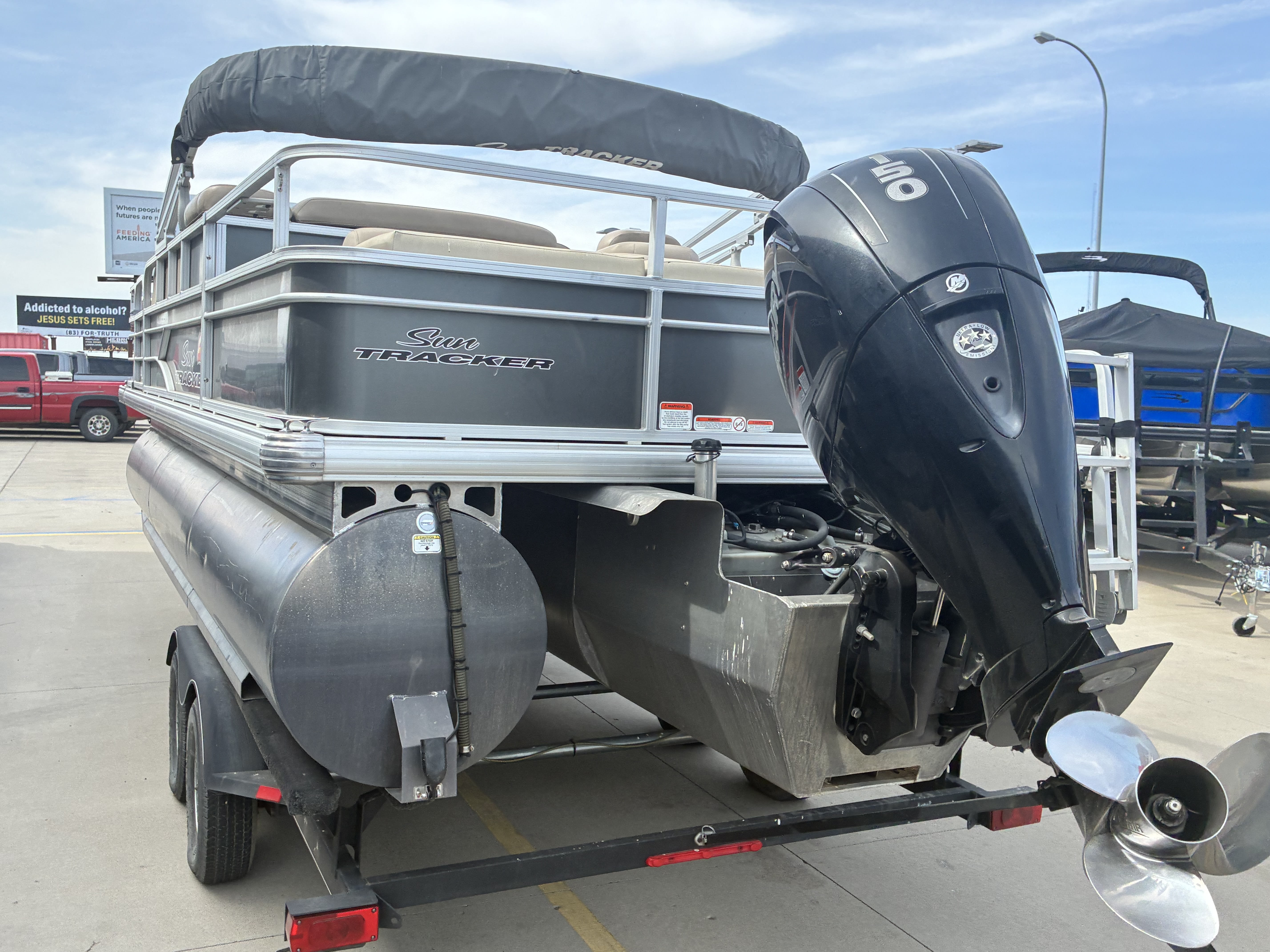 2016 Sun Tracker FISHIN BARGE 22 XPS - Image 7