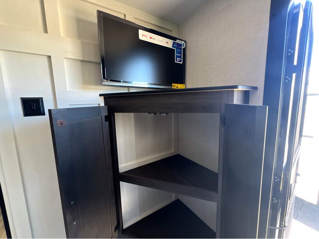 2026 VENTURE RV STRATUS 282VFD - Image 21