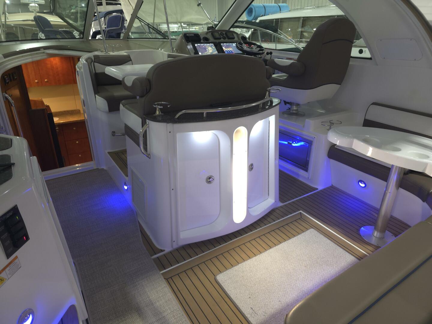 2008 Cruisers Yachts - Image 32