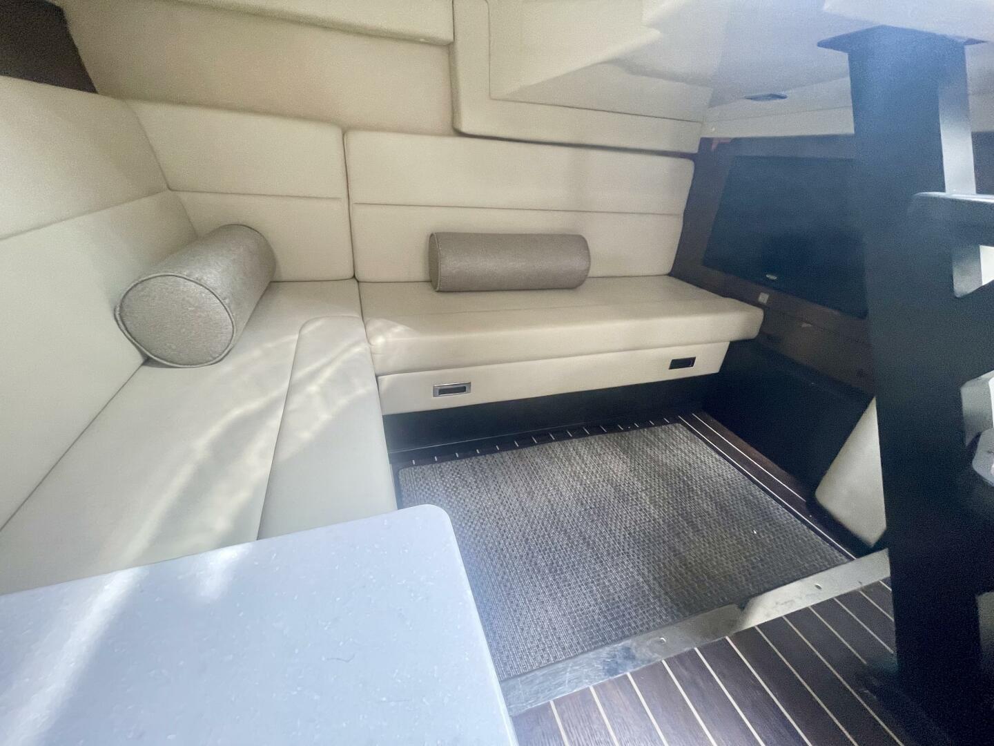 2016 Monterey 335 Sport Yacht - Image 38