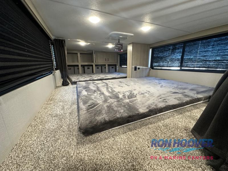 2026 COACHMEN CATALINA 44CONDO - Image 32
