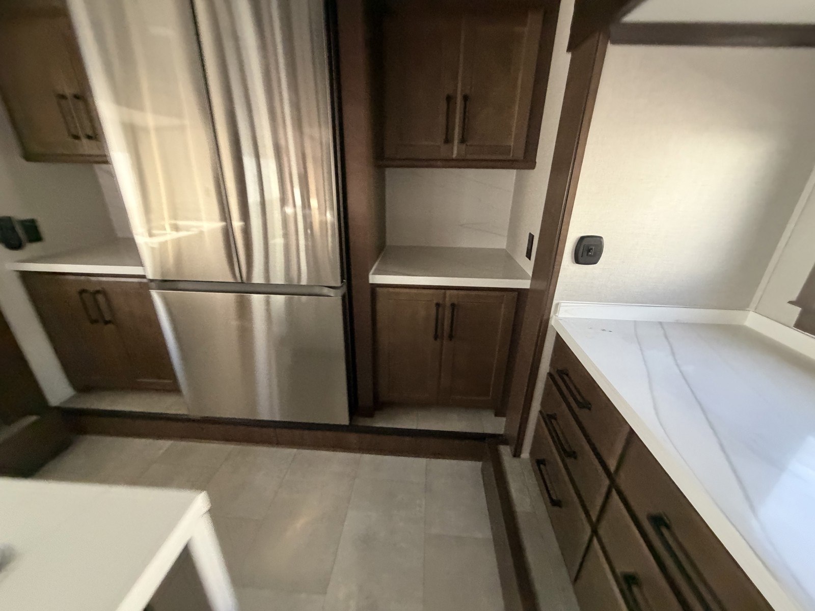 2025 FOREST RIVER 421FK - Image 125