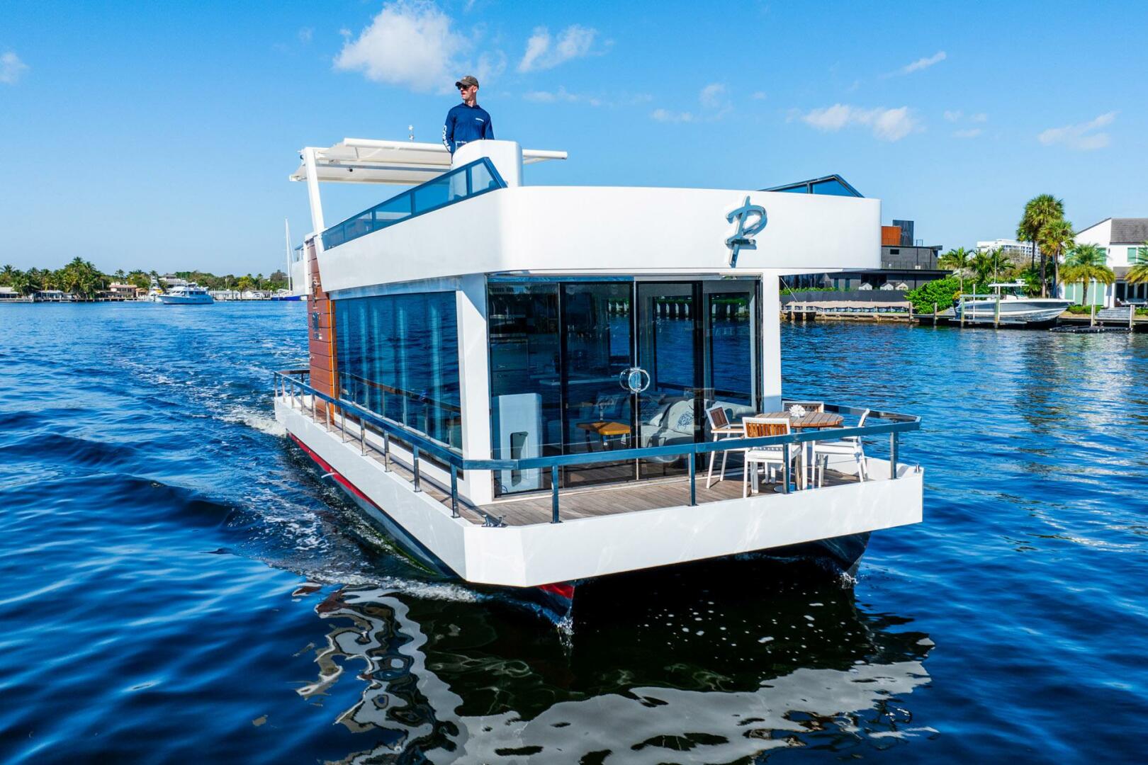 2023 Reina Boats 44DR - Image 3