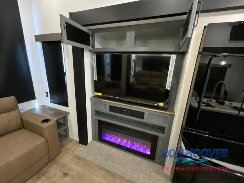 2026 PALOMINO PUMA 401LFT - Image 26