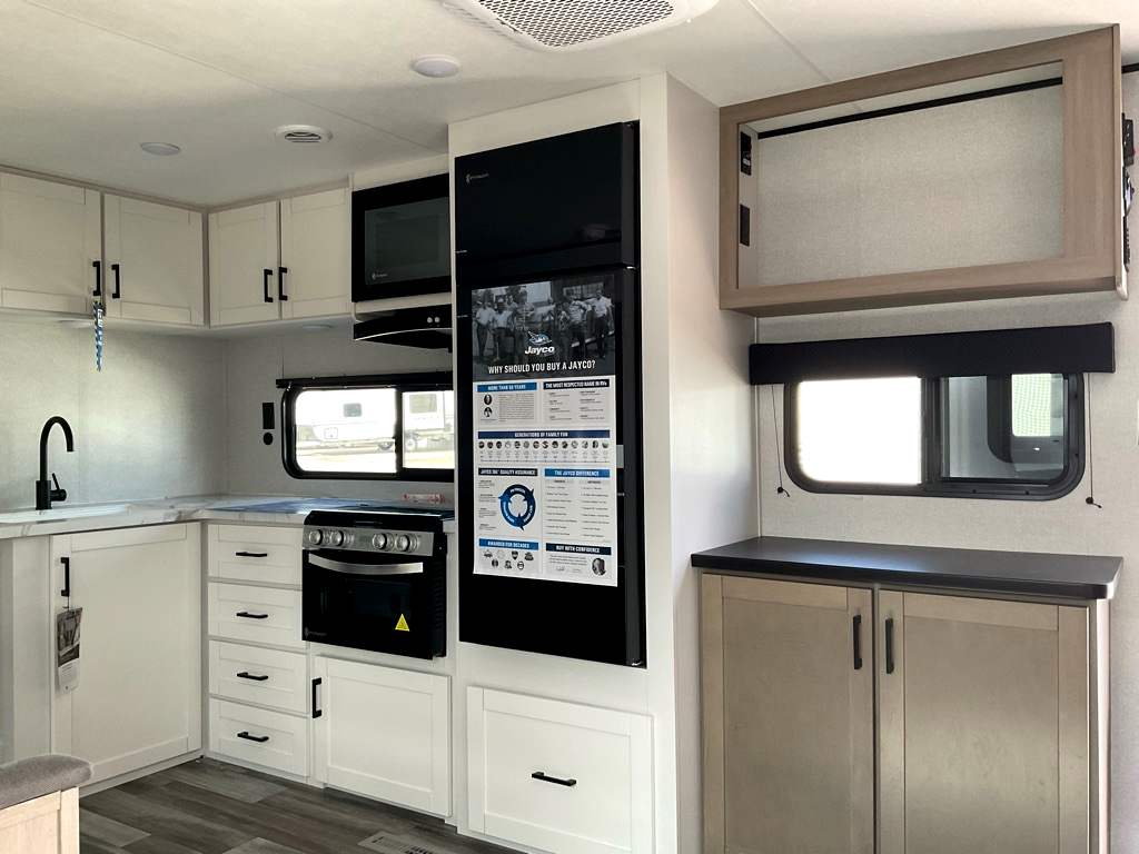 2026 JAYCO Jay Flight SLX 330 TBS  - Image 13