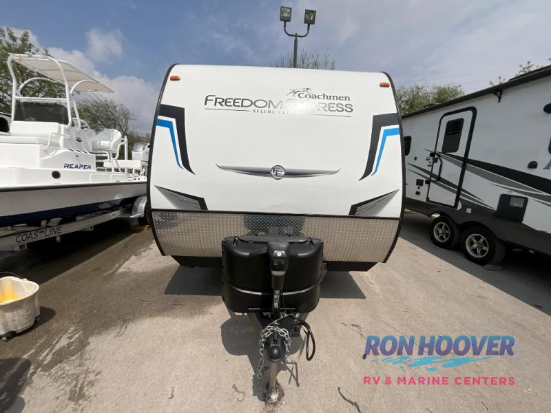 2023 COACHMEN 22SE - Image 3