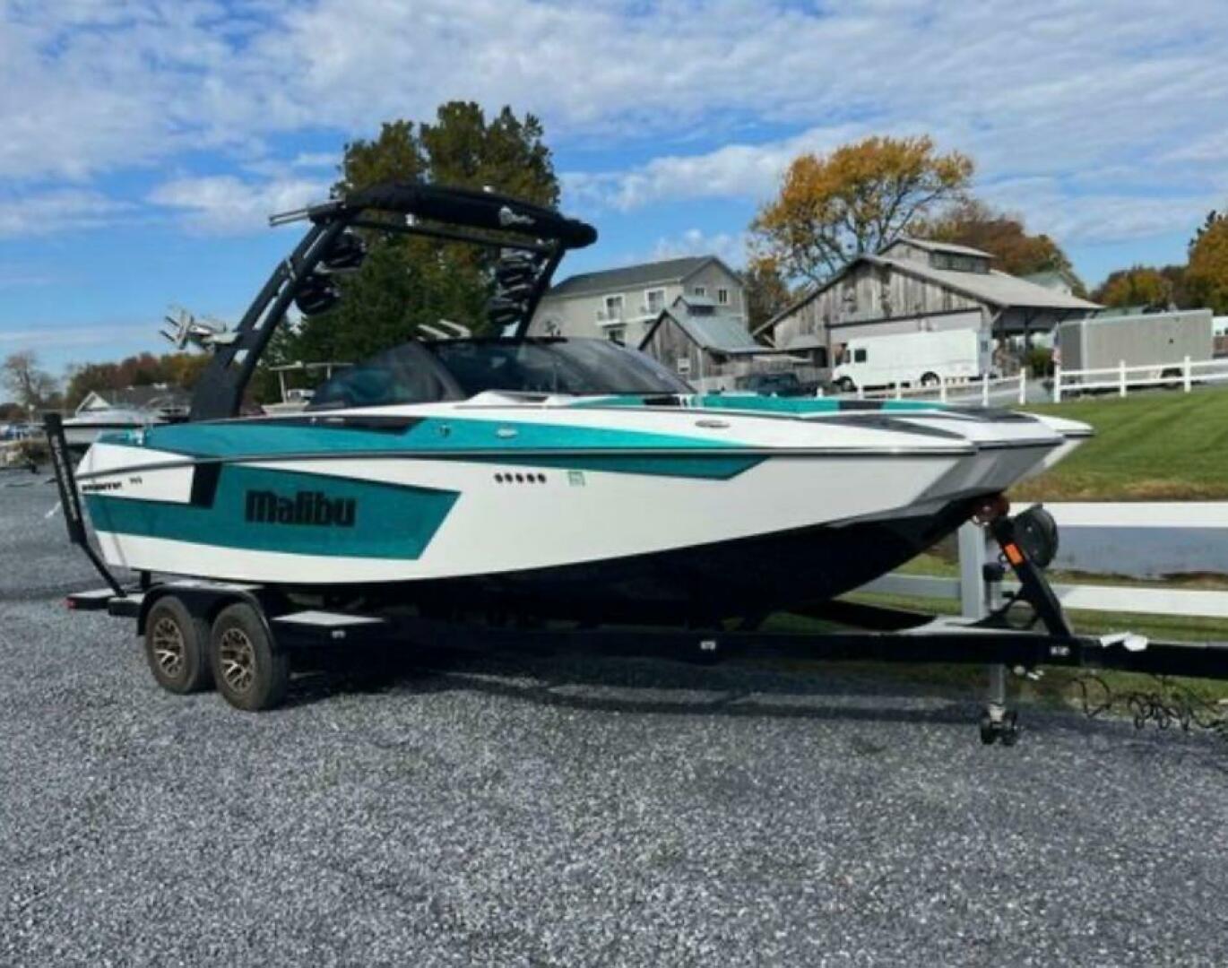 2020 Malibu 32 MXZ - Image 14