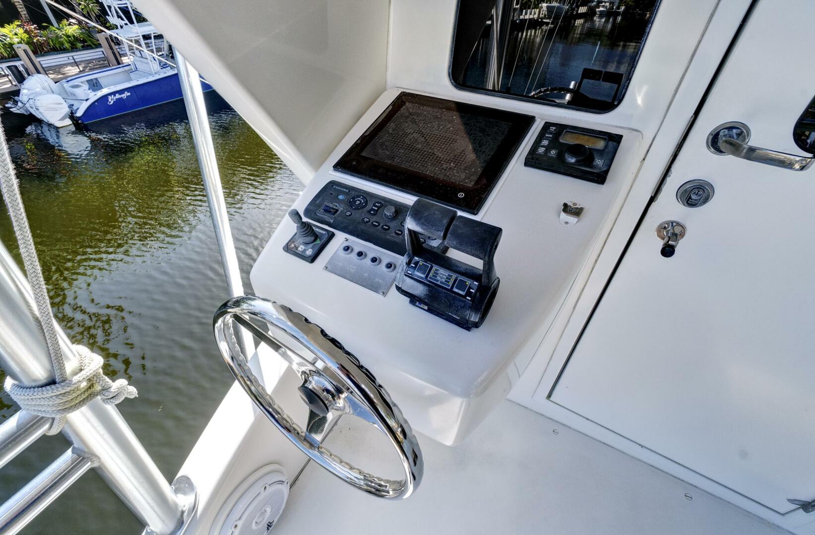 2008 Viking 74 Enclosed Bridge - Image 68