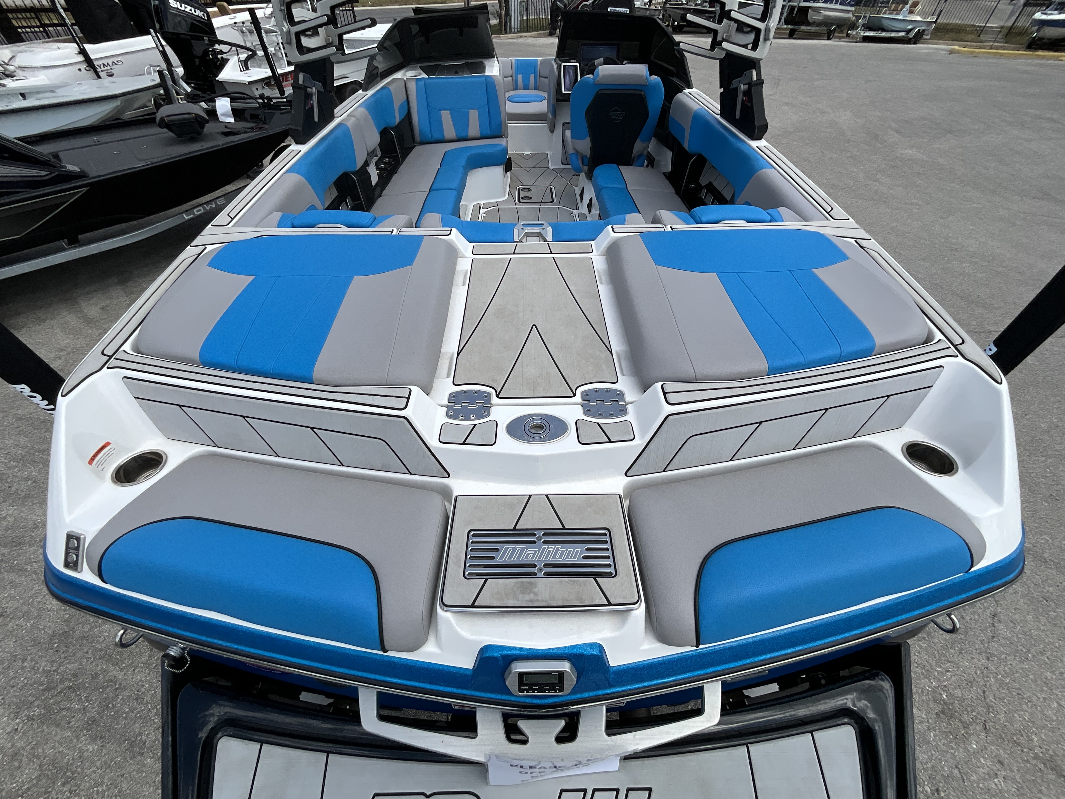 2022 MALIBU 23LSV - Image 5