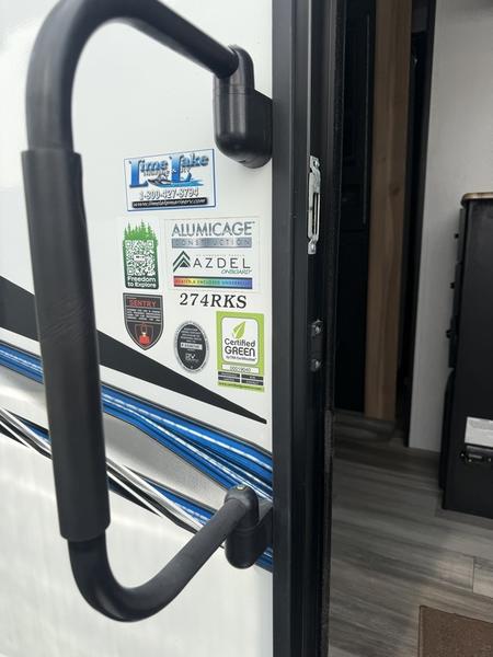 2022 Coachmen FREEDOM EXPRESS - Image 12