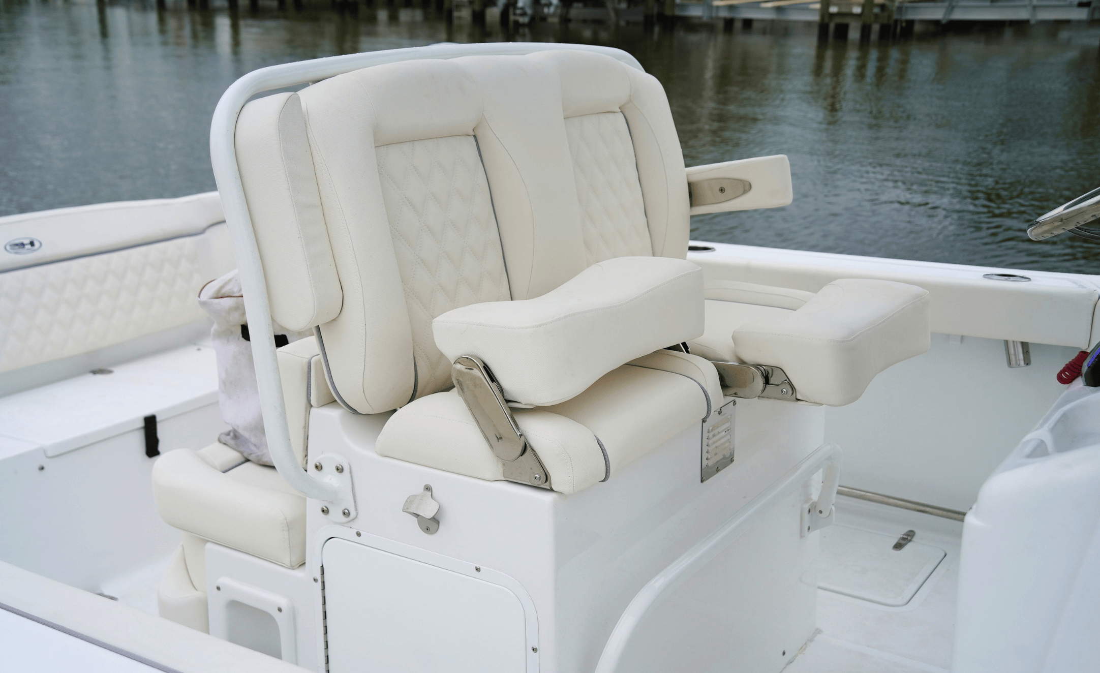 2027 SEA HUNT ULTRA 265SL - Image 30