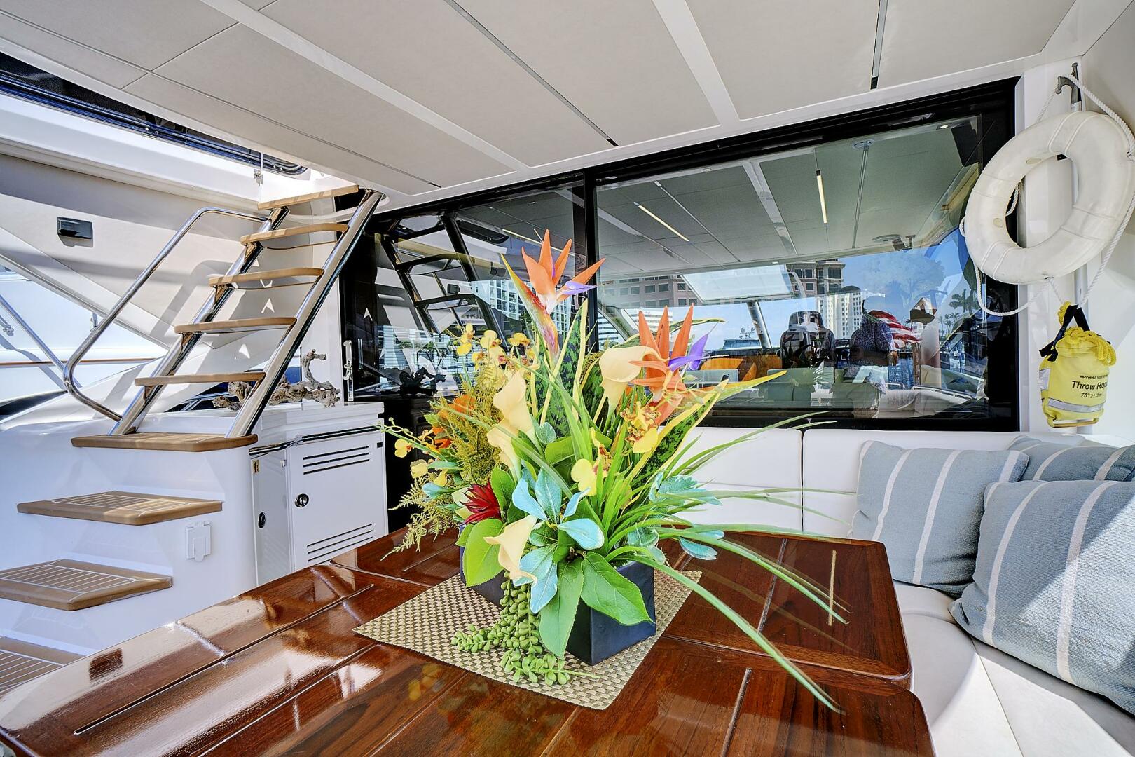 2017 Sunseeker 68 Sport Yacht - Image 15