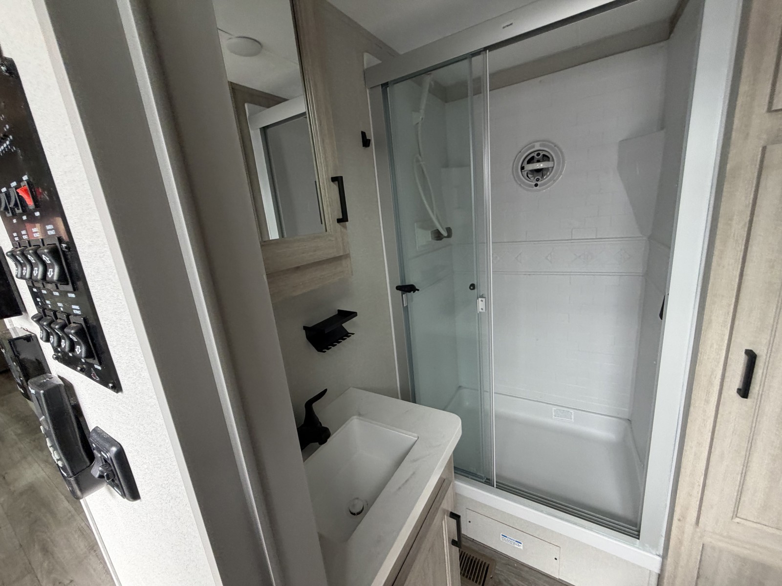 2026 COACHMEN CATALINA 44CONDO - Image 28