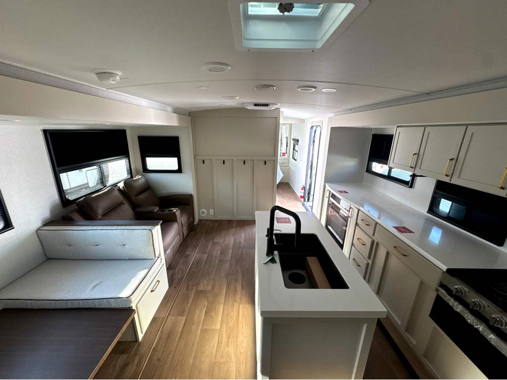2027 GRAND DESIGN IMAGINE 2670MK - Image 24