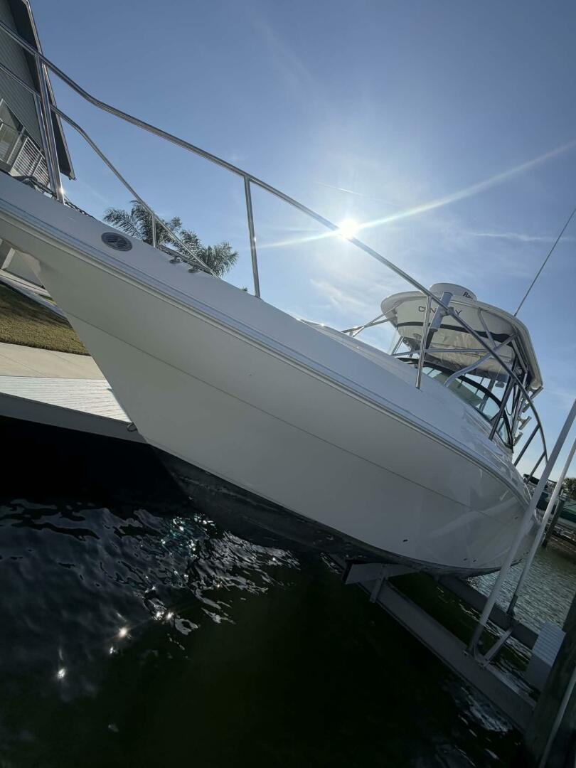 2007 Century 3200 WA - Image 8