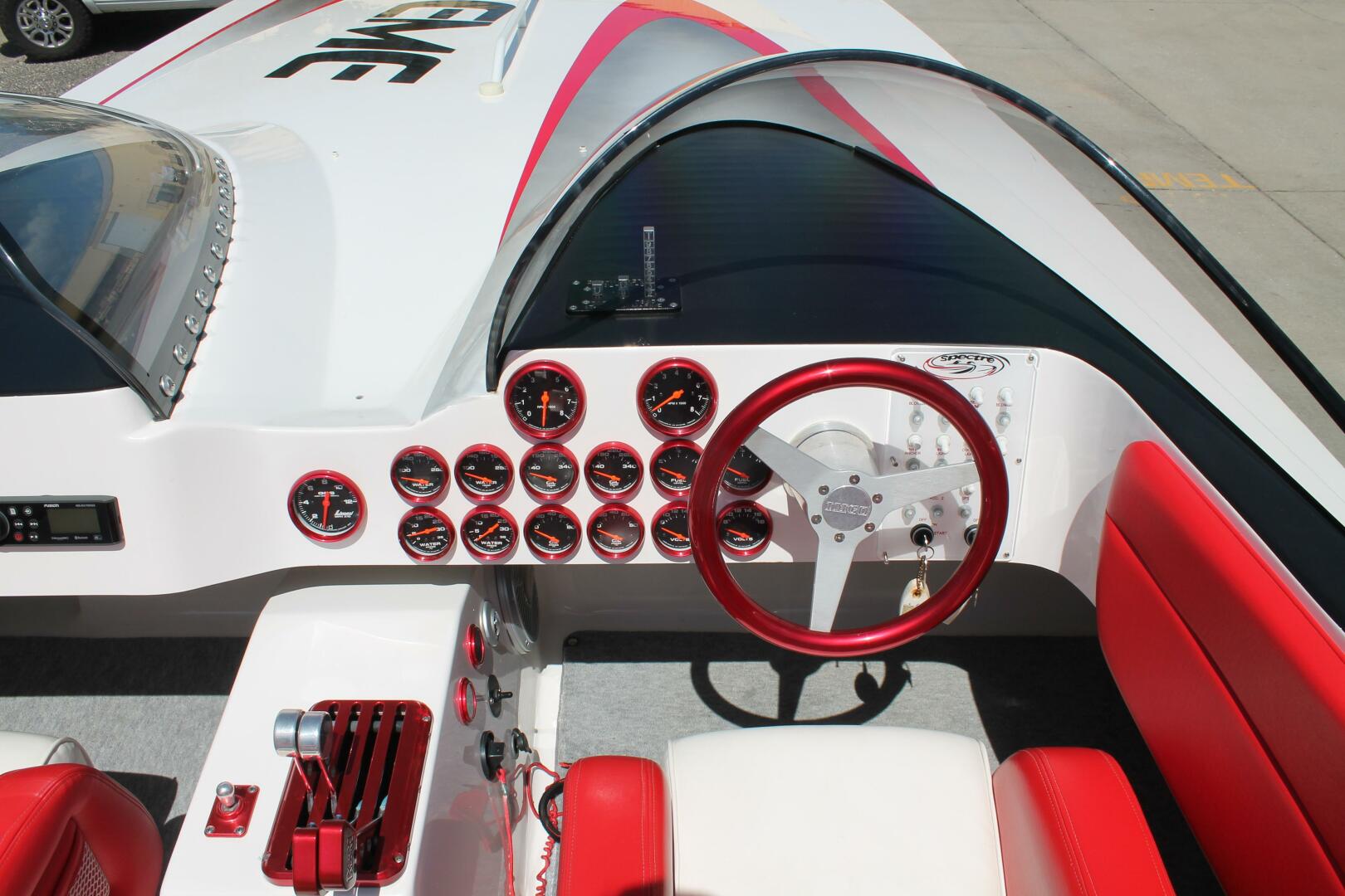2004 Spectre - Image 9