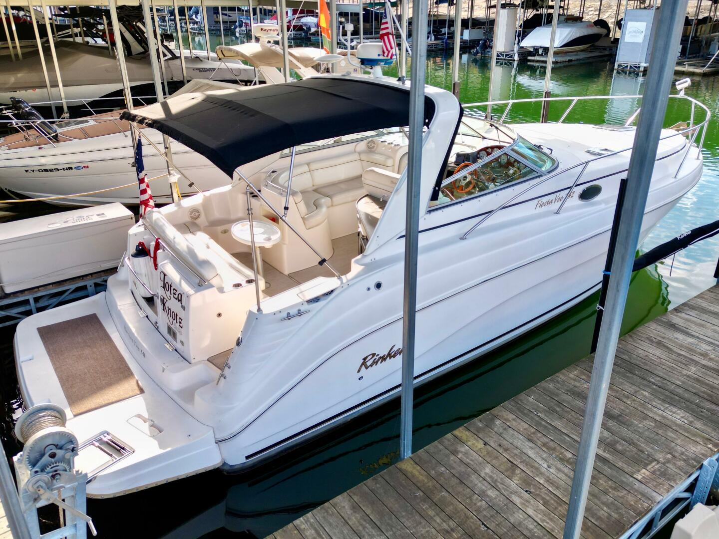 2004 Rinker 342 Fiesta Vee - Image 1