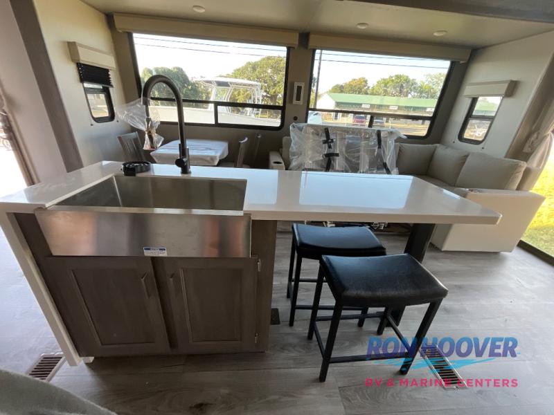 2026 COACHMEN 43CONDO - Image 10