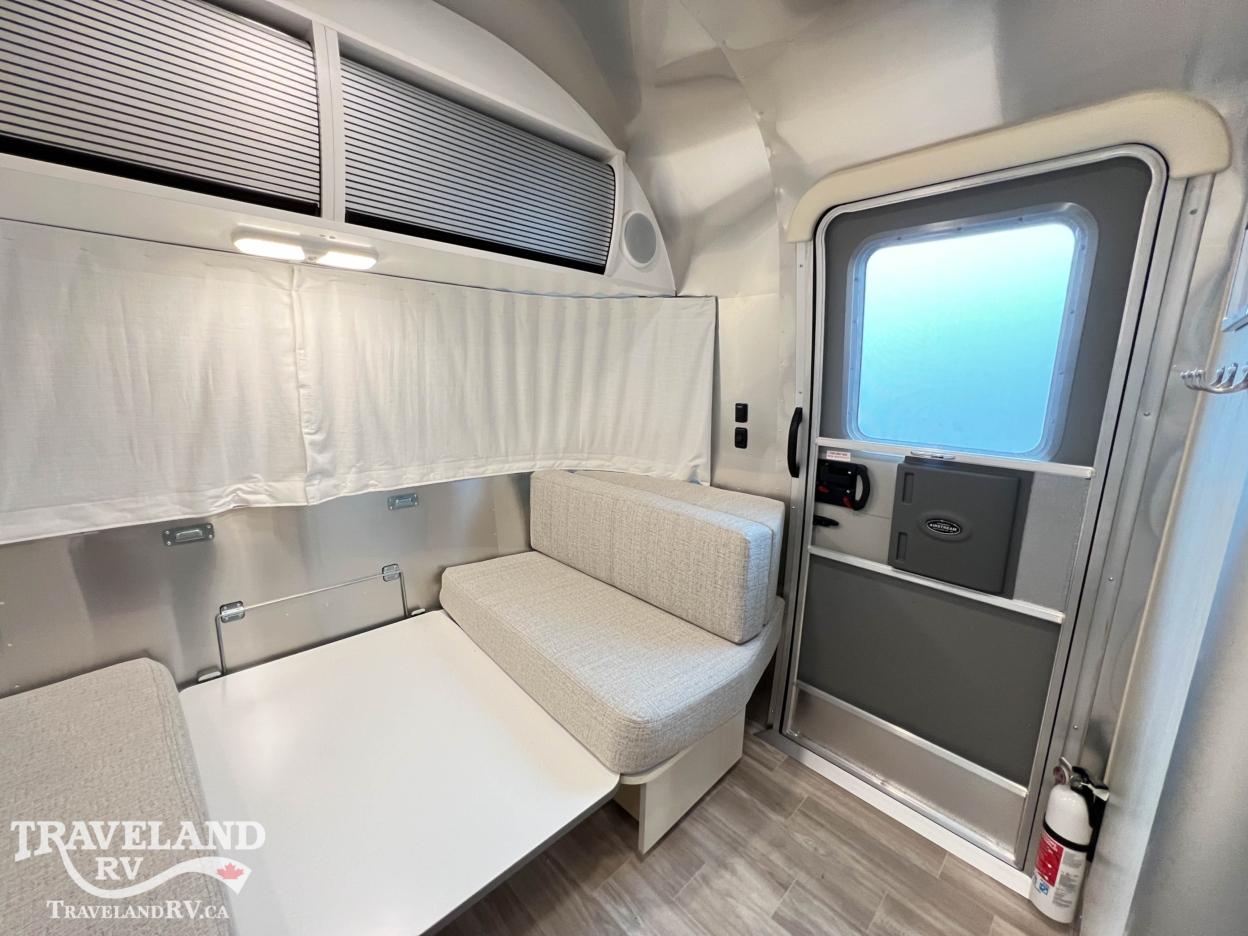 2026 AIRSTREAM 16RB BAMBI - Image 10