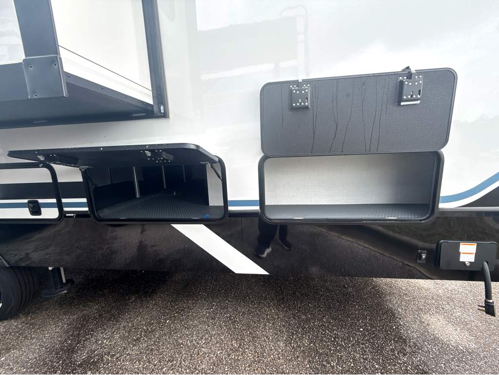 2026 Keystone ALPINE 3820FK - Image 6