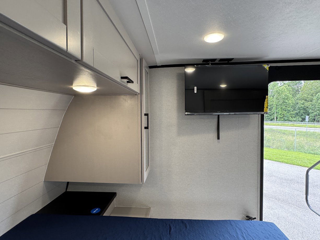 2026 JAYCO JAY FEATHER AIR 18FBS - Image 15