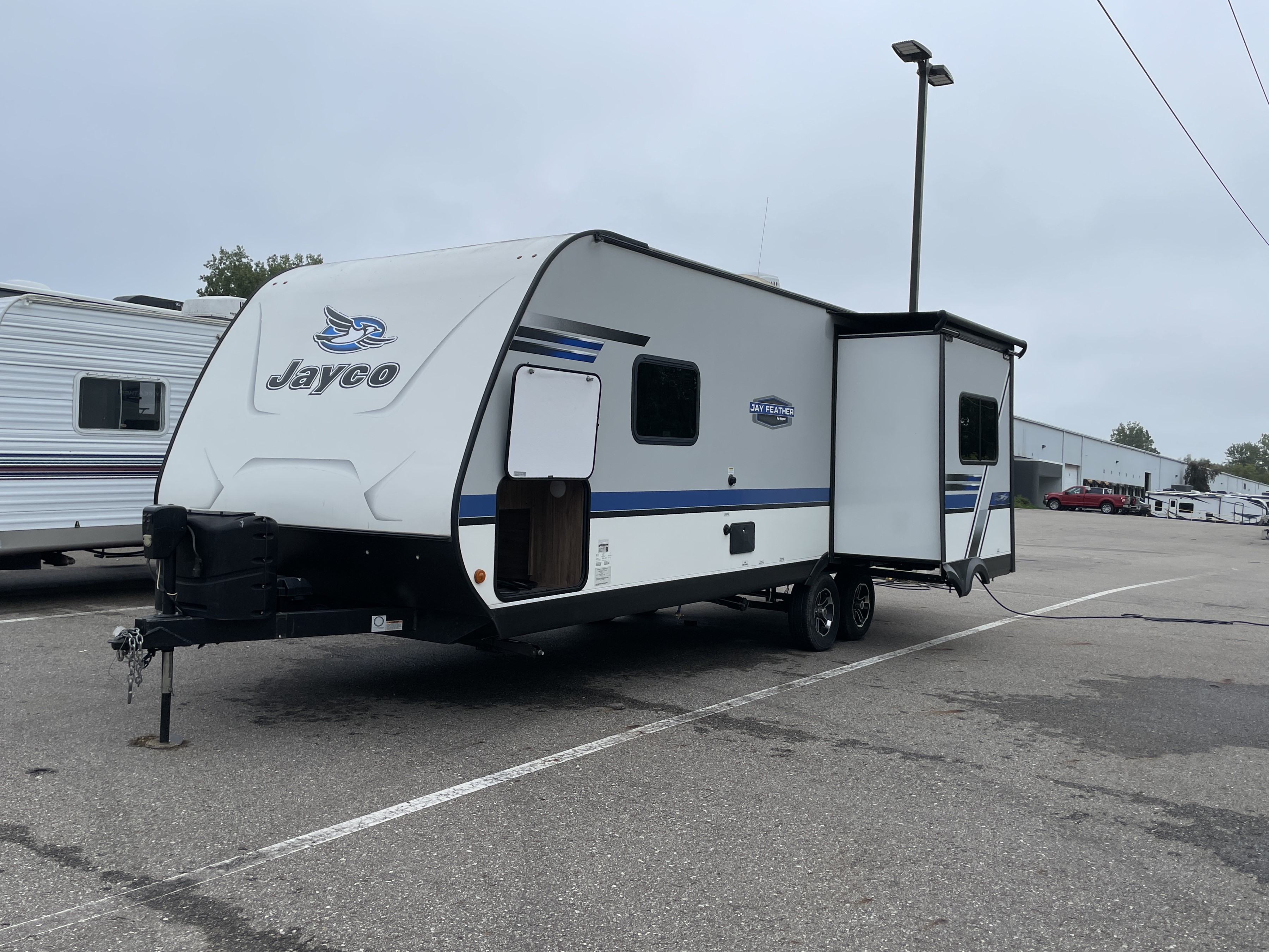 2019 Jayco Jay Feather 24RL - Image 7