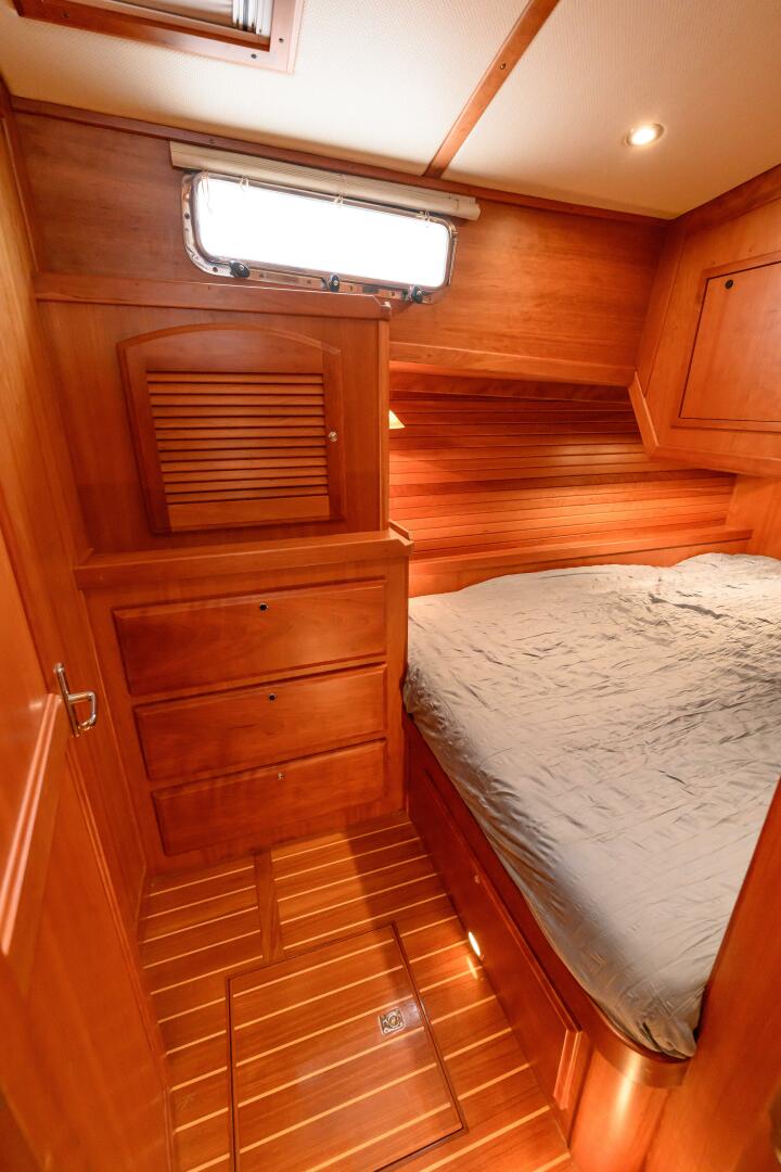 2009 Sabre 42 Hard Top Express - Image 40