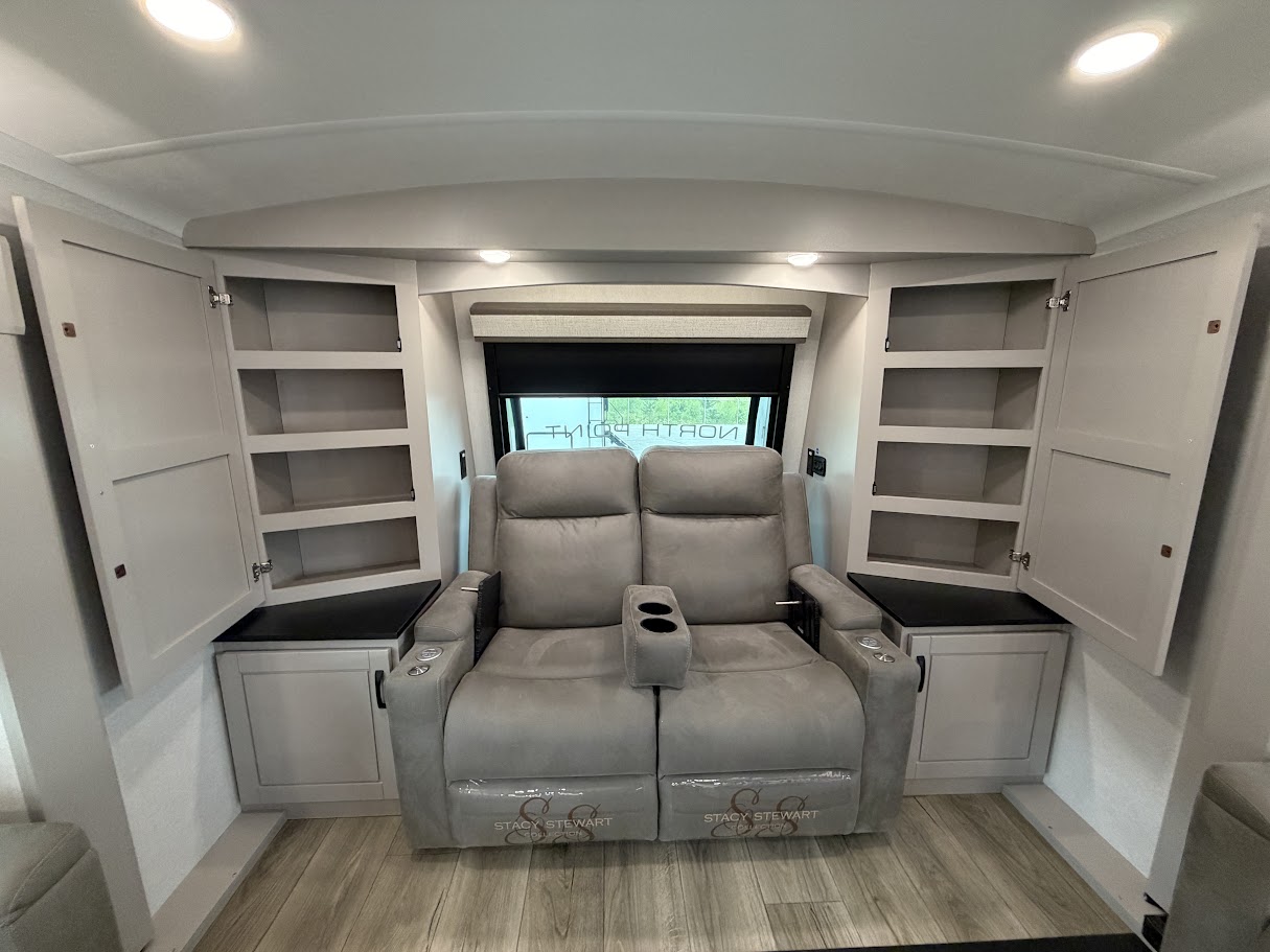 2026 JAYCO NORTH POINT 382FLRB - Image 17