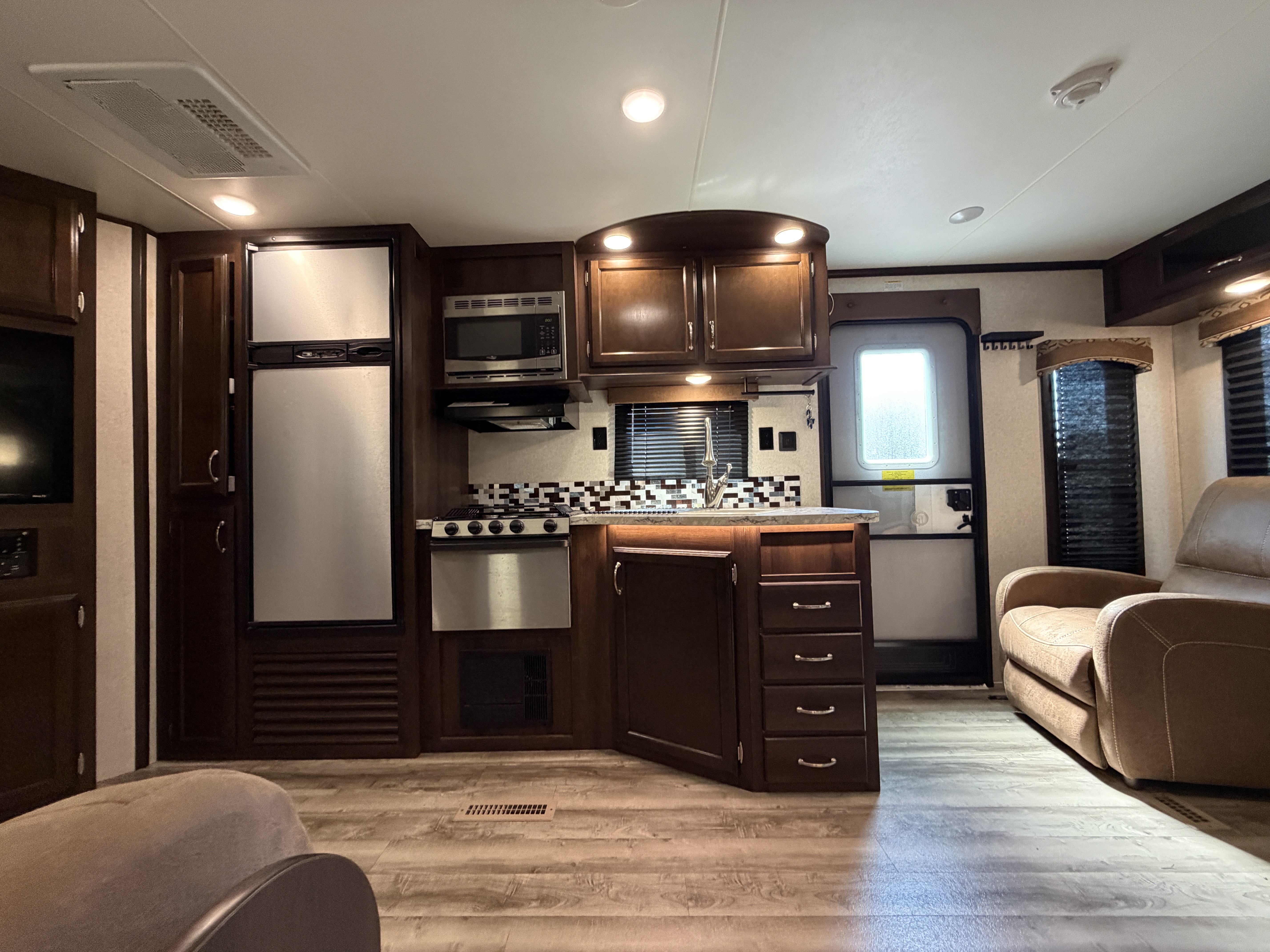 2018 Jayco Jay Flight 28RLS - Image 3