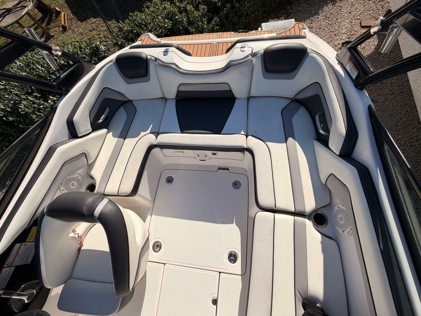 2020 Jeanneau NC 1095 Coupe - Image 63