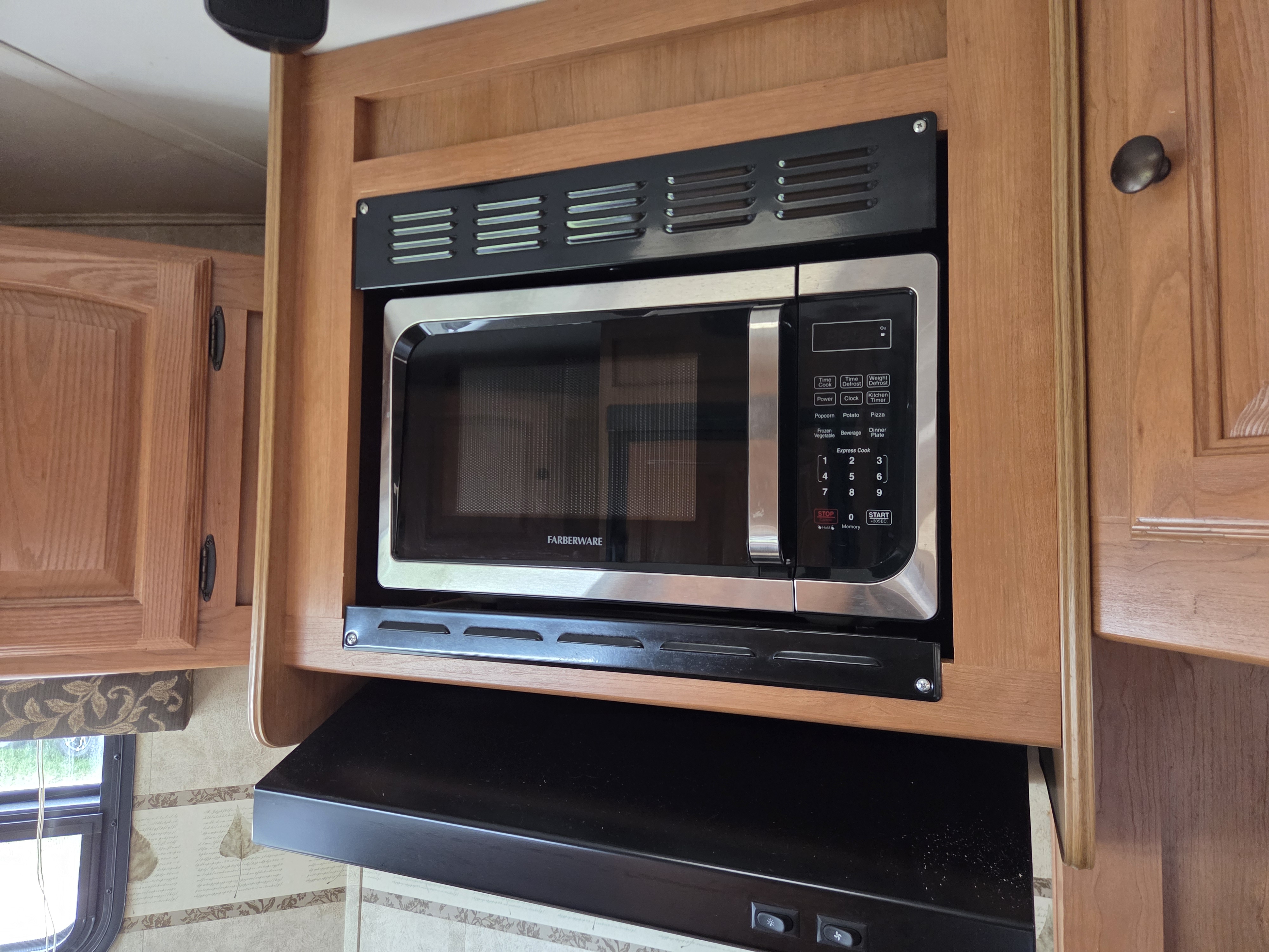 2009 Keystone VR1 323FKS - Image 8