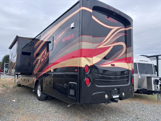 2018 Jayco Seneca 37FS - Image 2