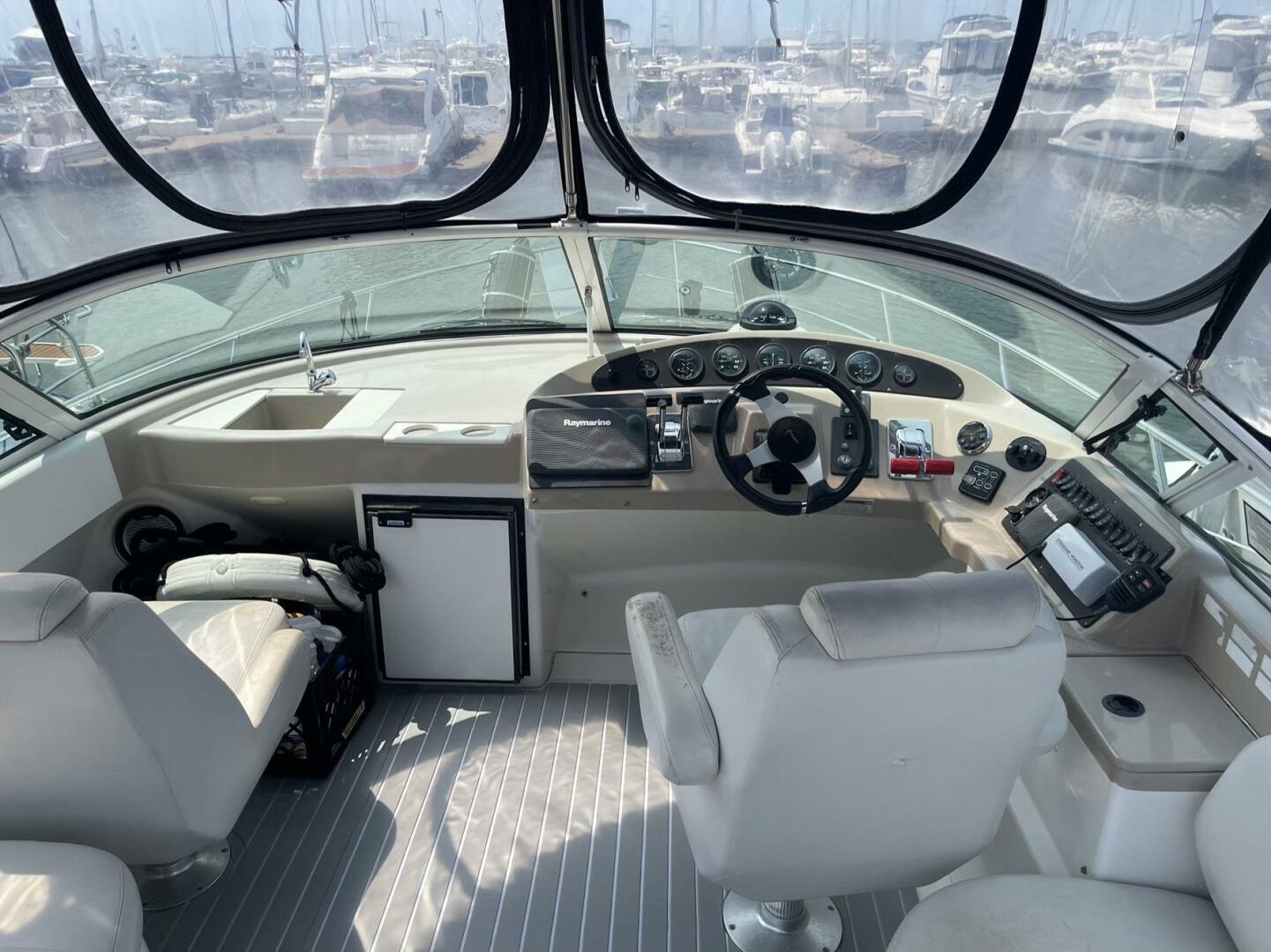 2006 Carver 36 Mariner - Image 5