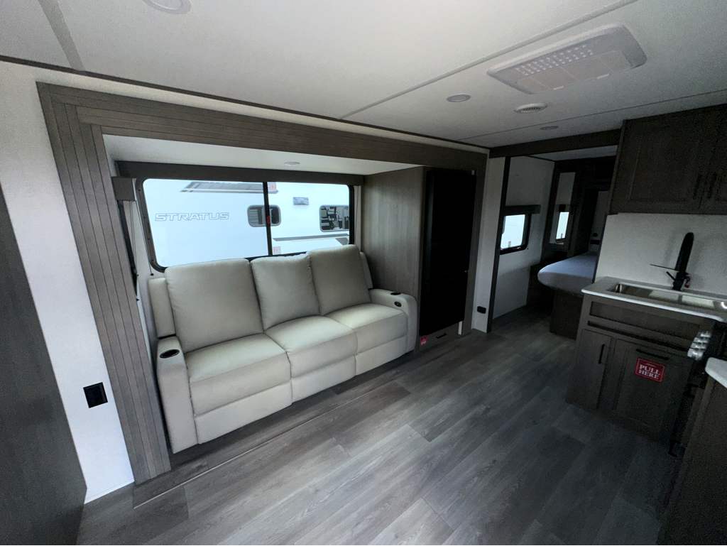 2026 GRAND DESIGN TRANSCEND 22RBX - Image 9