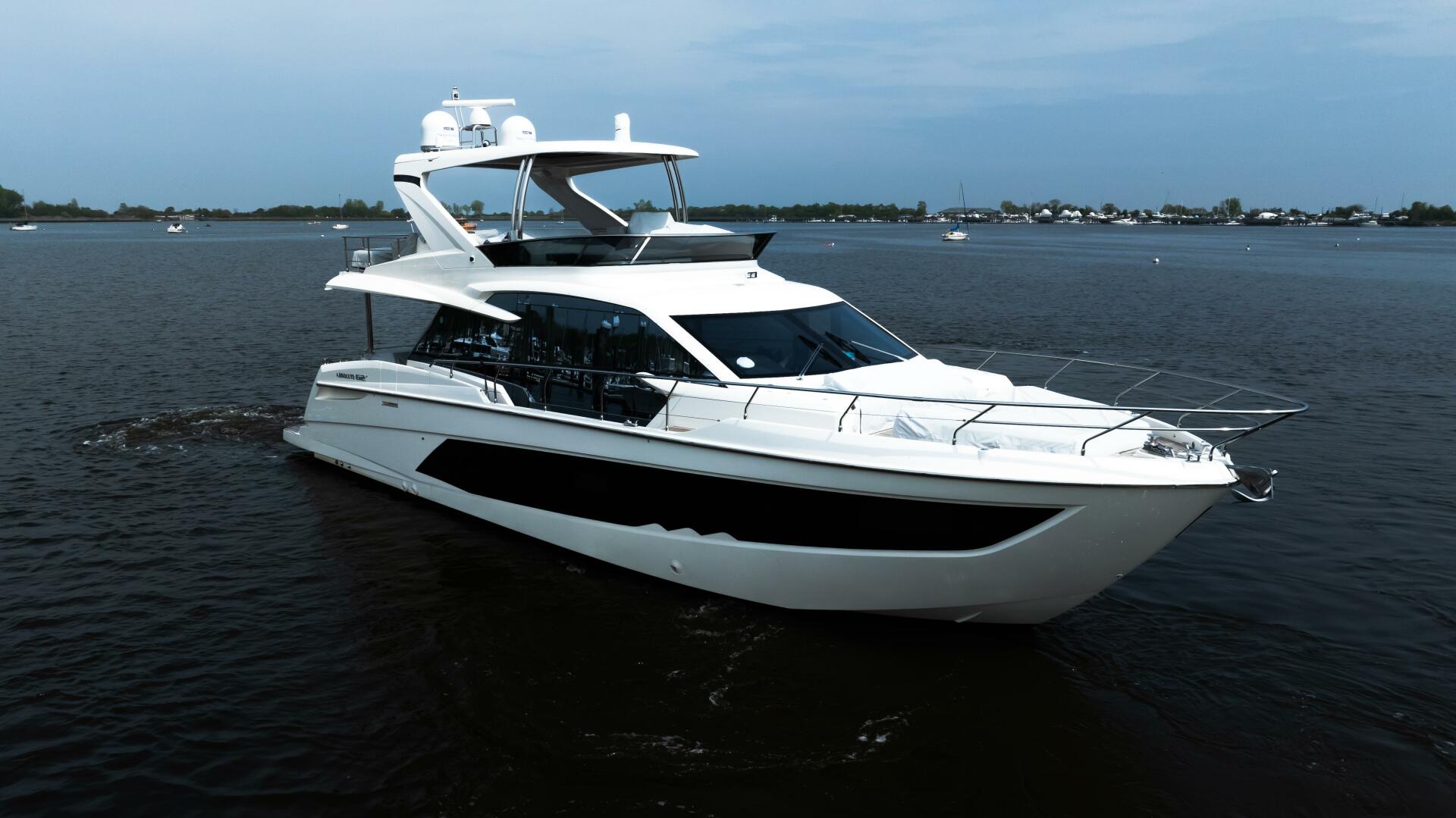 2022 Absolute 62 Fly - Image 2