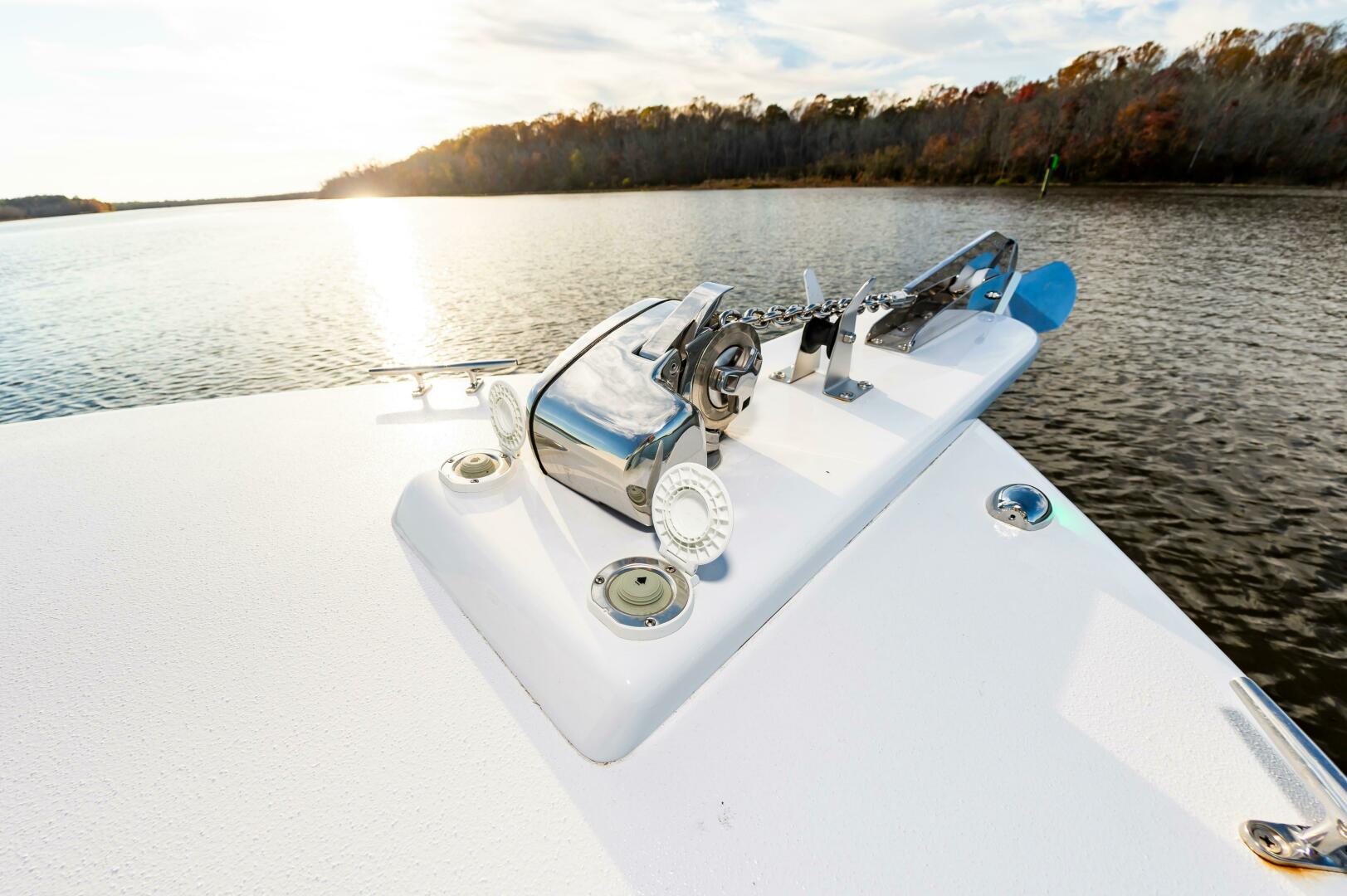 2024 Custom Chesapeake Bay Built Custom 33' - Image 33