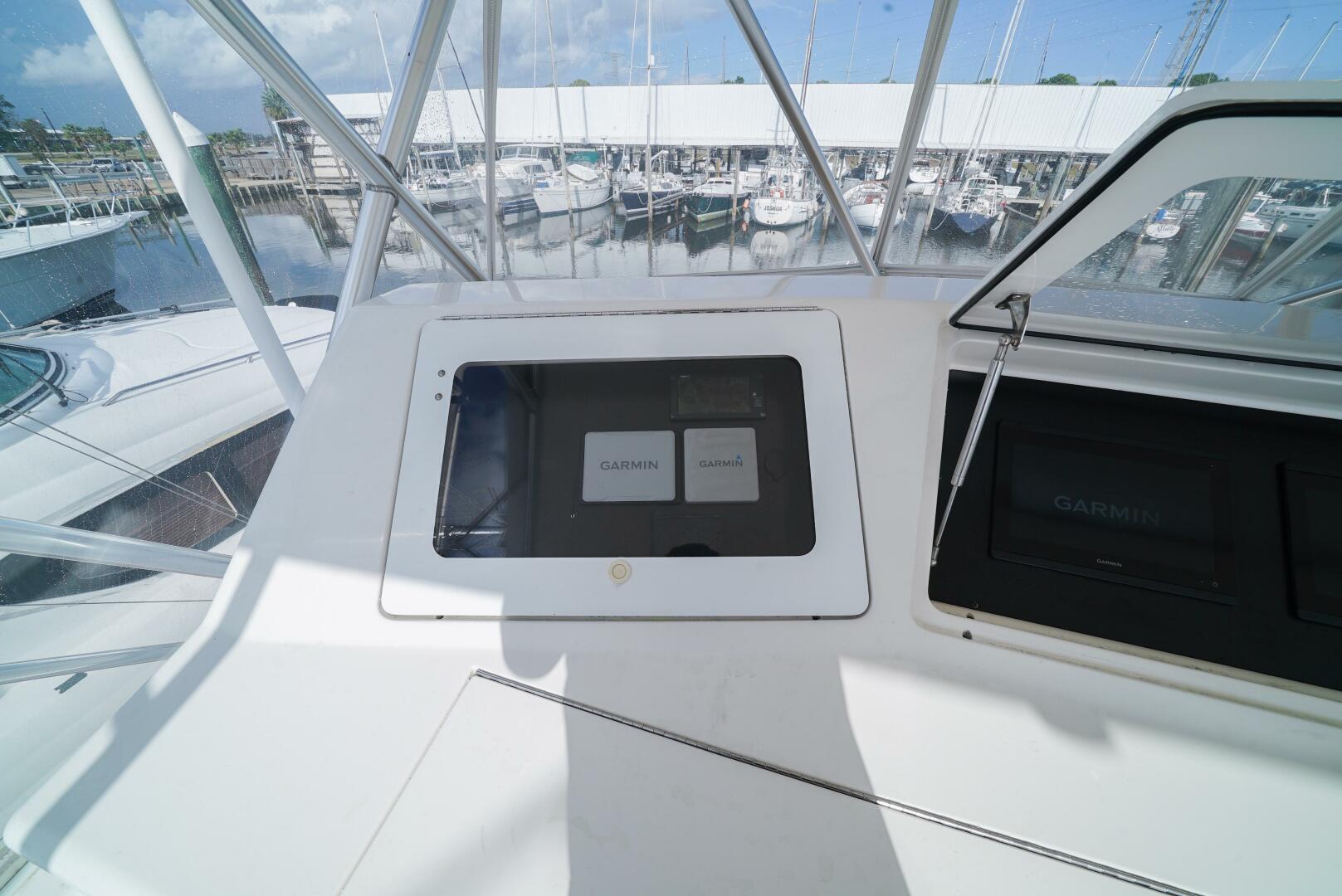2007 Viking 45 Convertible - Image 41