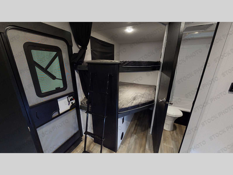 2022 COACHMEN 287BHDS - Image 4