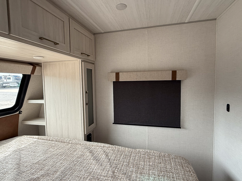 2026 FOREST RIVER 19.0 - Image 51