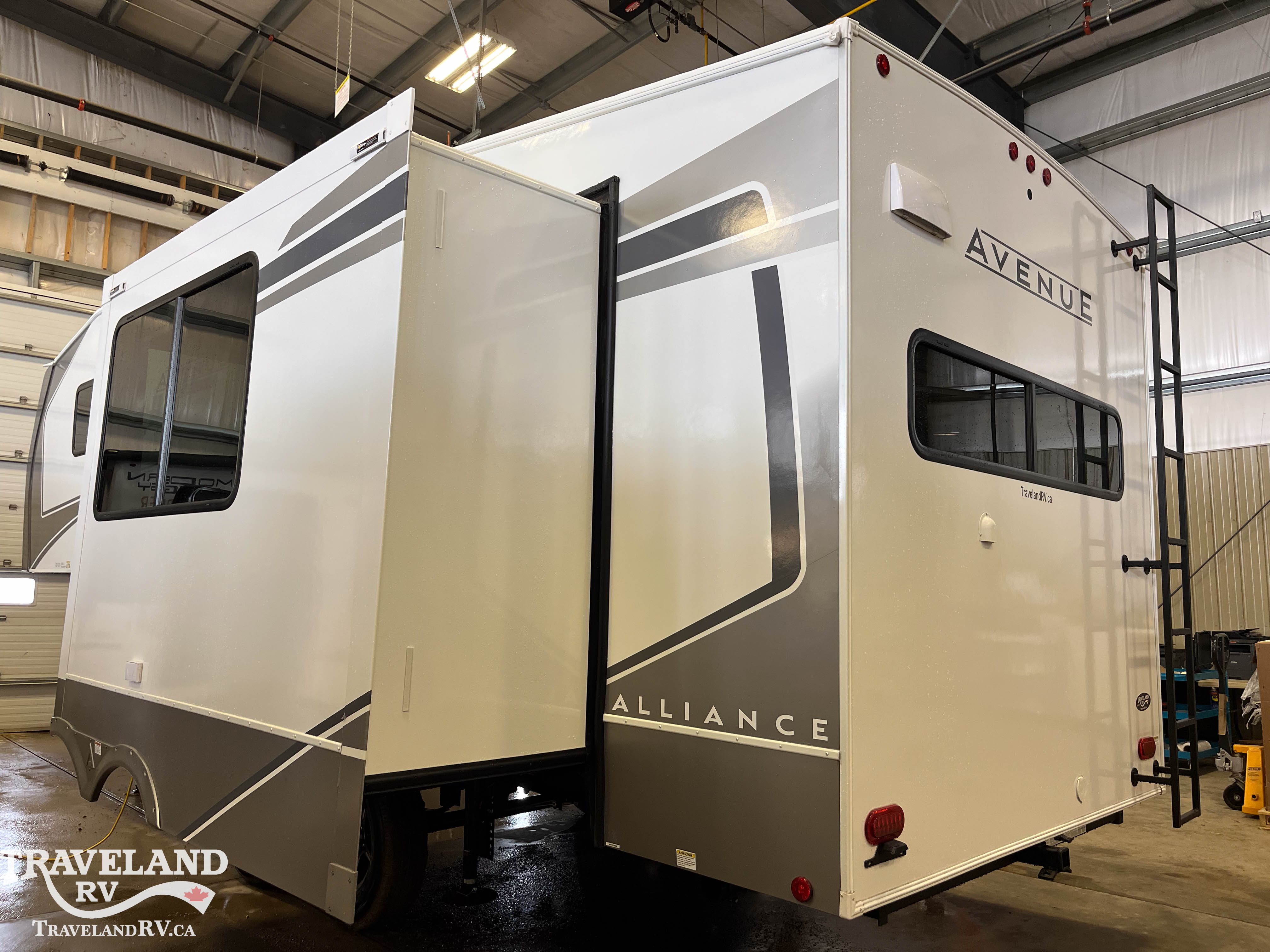 2026 Alliance RV Avenue 23ML - Image 4