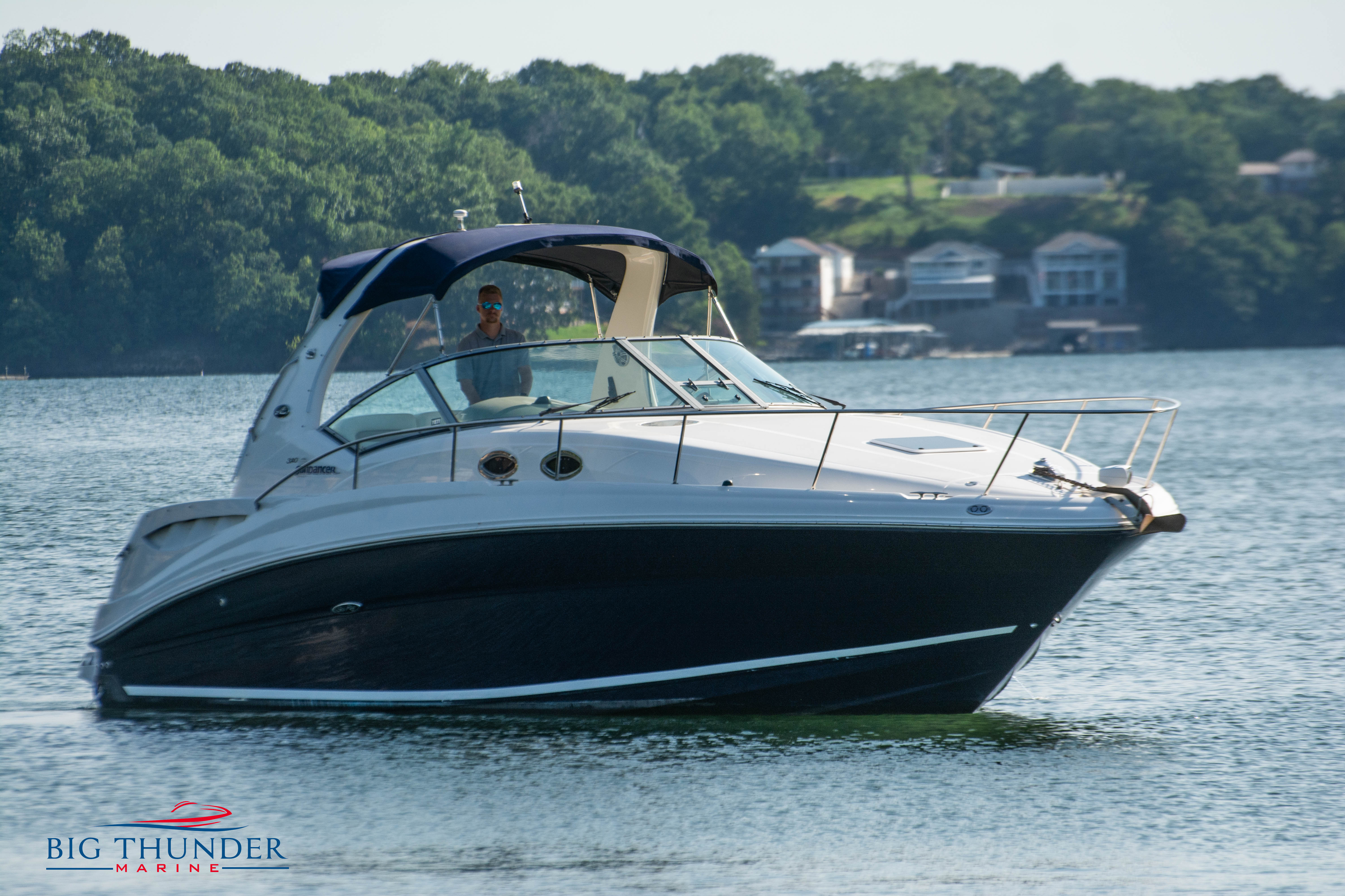 2004 Sea Ray Sundancer 320 - Image 3