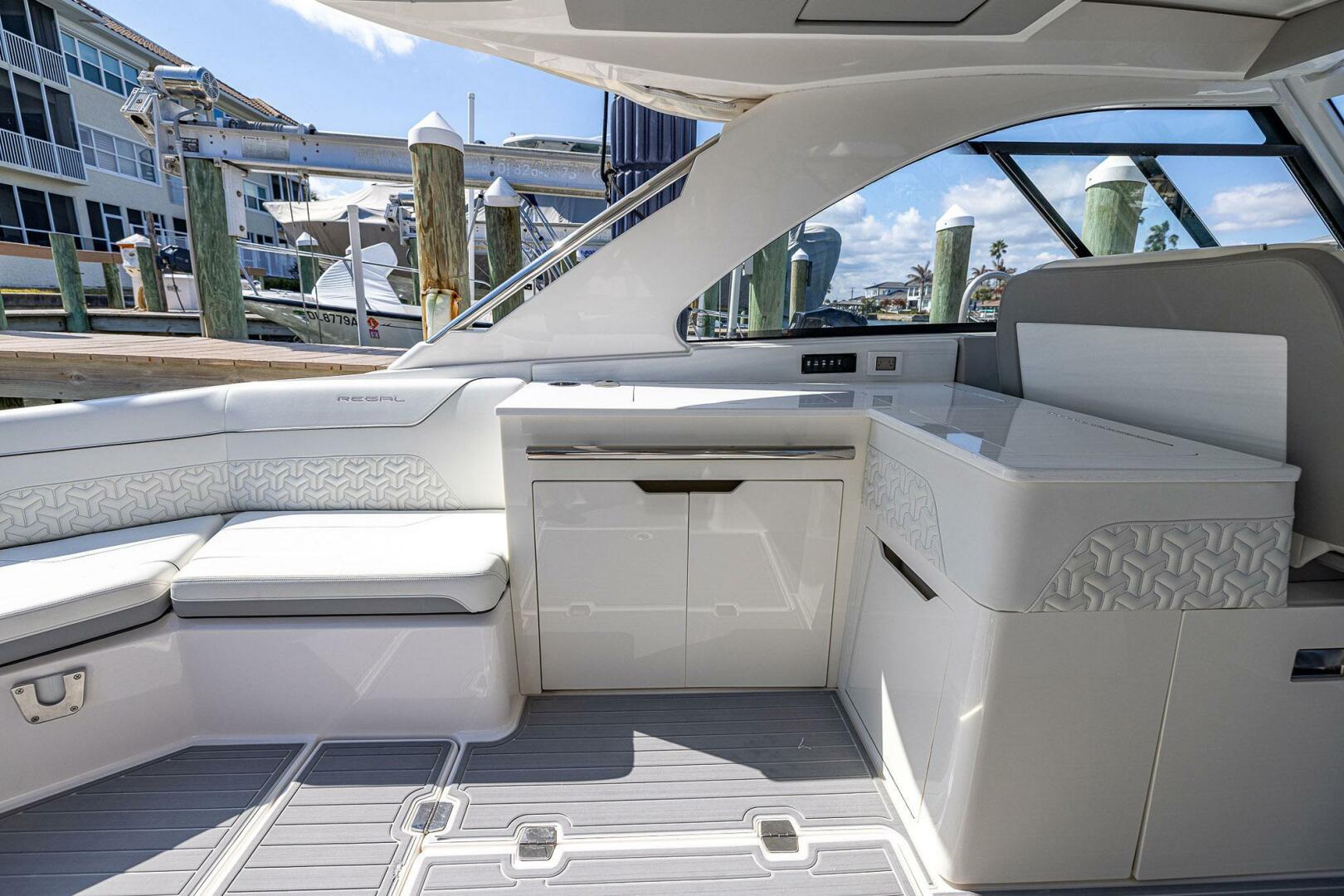 2022 Regal LX 36 - Image 36