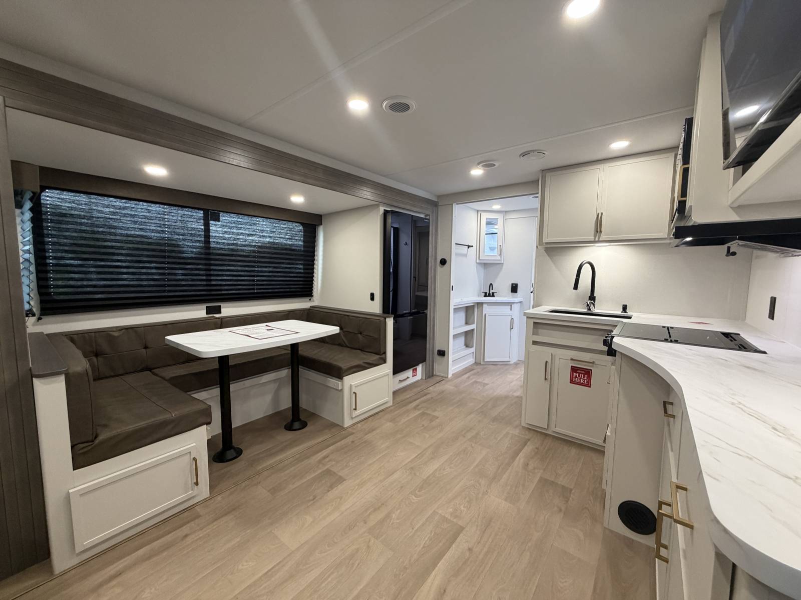 2026 Grand Design Transcend 265BHT - Image 10