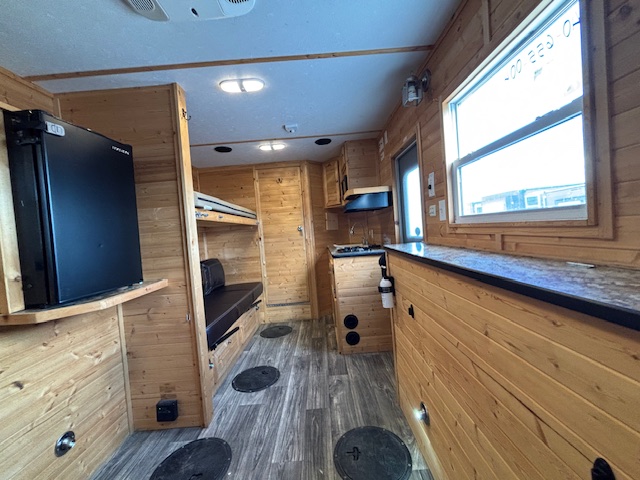 2017 ICE CASTLE RECREATION SERIES  TOY HAULER 8X17 - Image 18