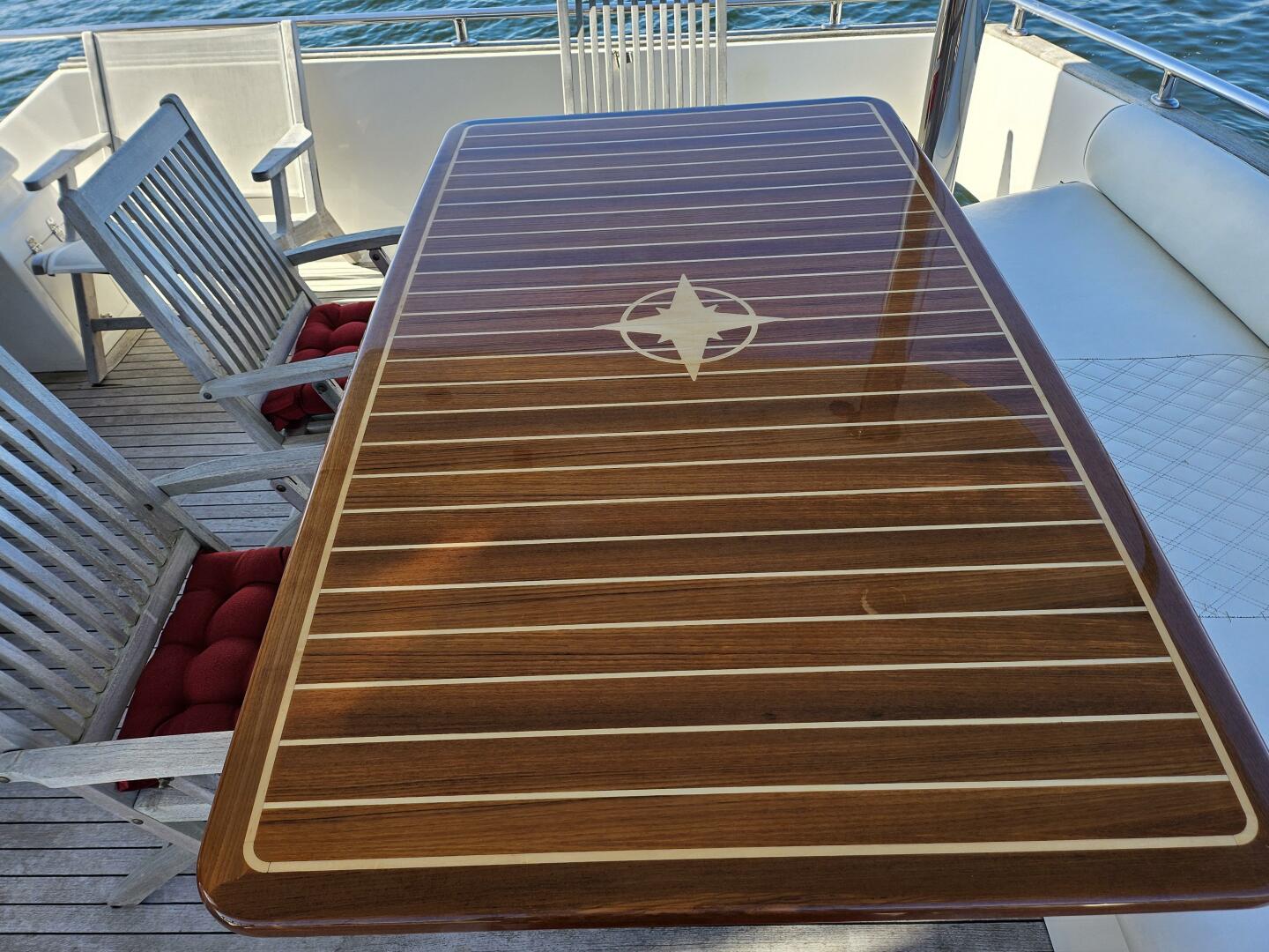 2003 Johnson Flybridge - Image 6