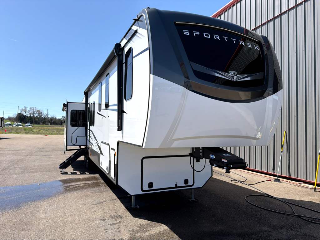 2026 VENTURE RV SPORTTREK 363VFR - Image 1